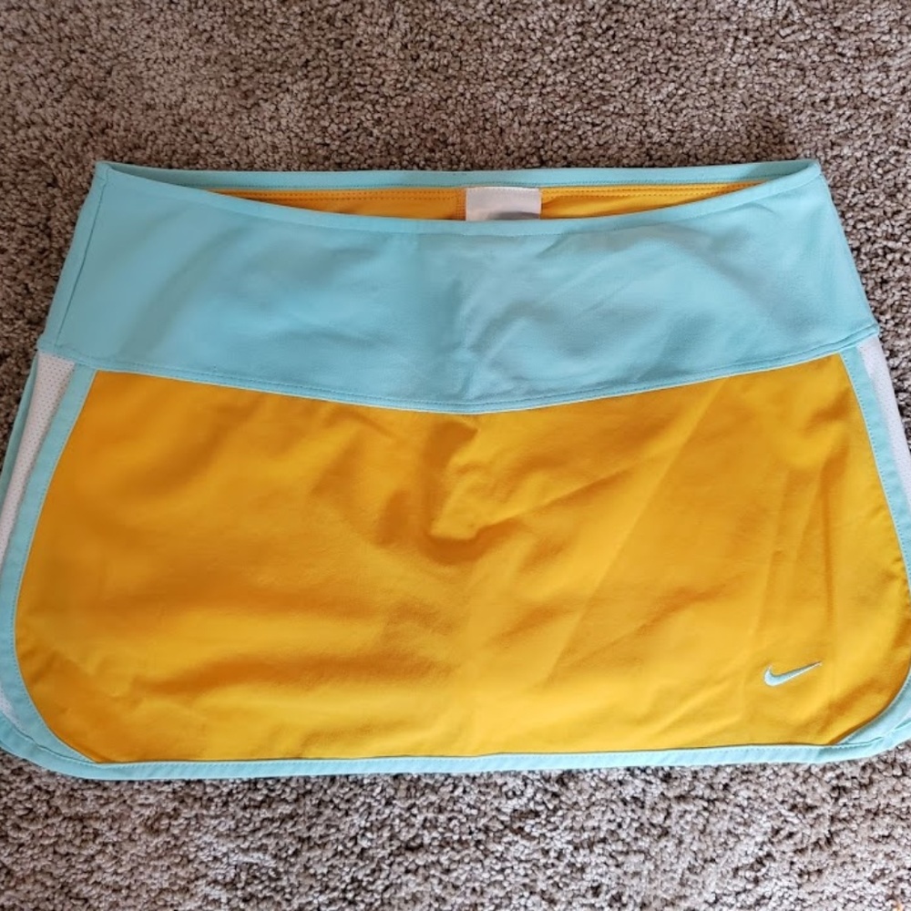 NIKE Dry Fit Athletic Skort